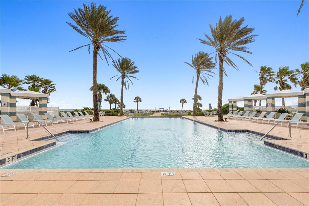 待售: $325,000 (0.12 acres)