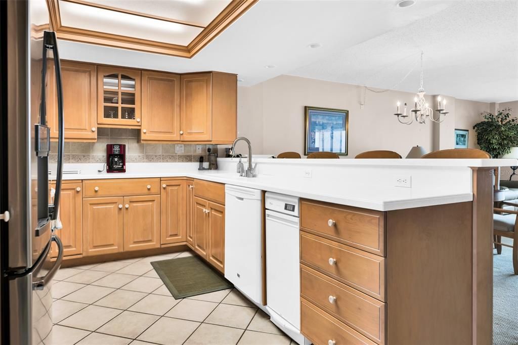 En Venta: $920,000 (3 camas, 2 baños, 1554 Pies cuadrados)