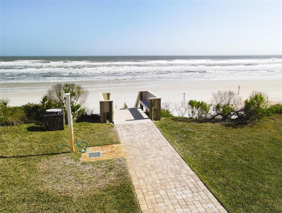 En Venta: $920,000 (3 camas, 2 baños, 1554 Pies cuadrados)