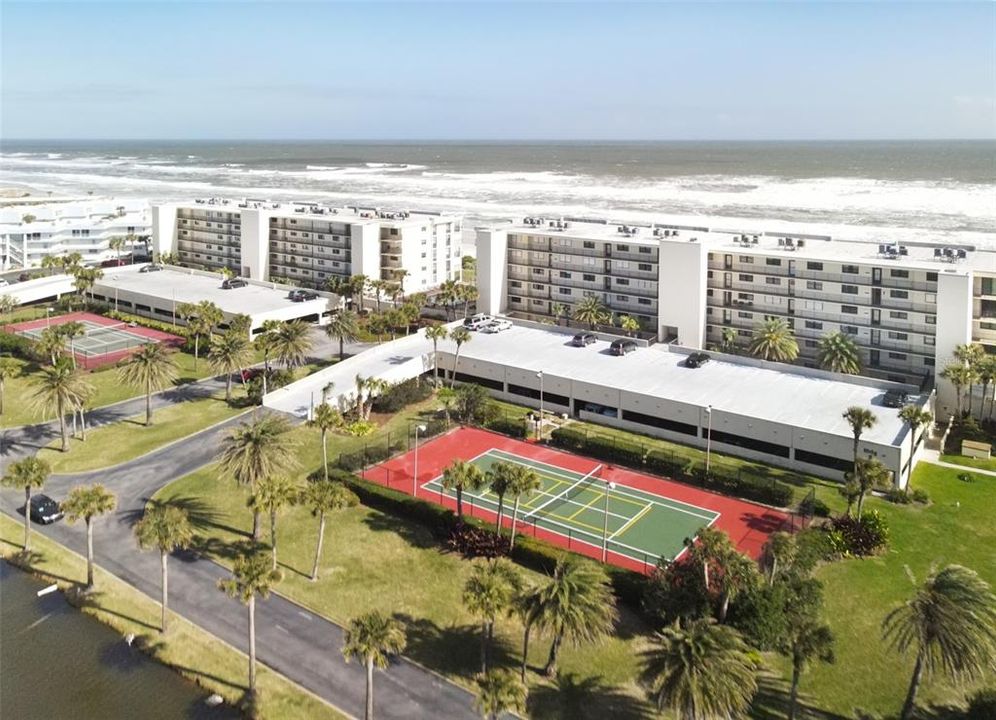 En Venta: $920,000 (3 camas, 2 baños, 1554 Pies cuadrados)