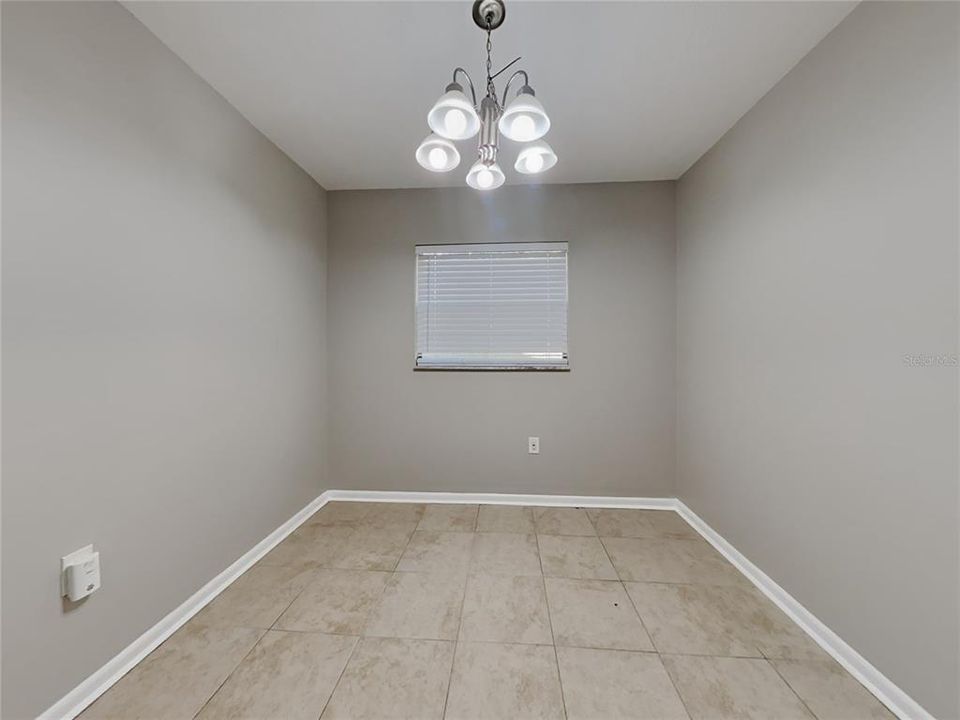 For Rent: $2,089 (3 beds, 2 baths, 1511 Square Feet)