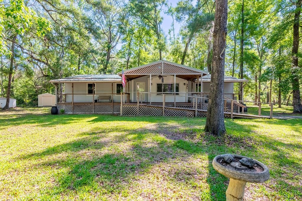 For Sale: $275,000 (3 beds, 2 baths, 1620 Square Feet)