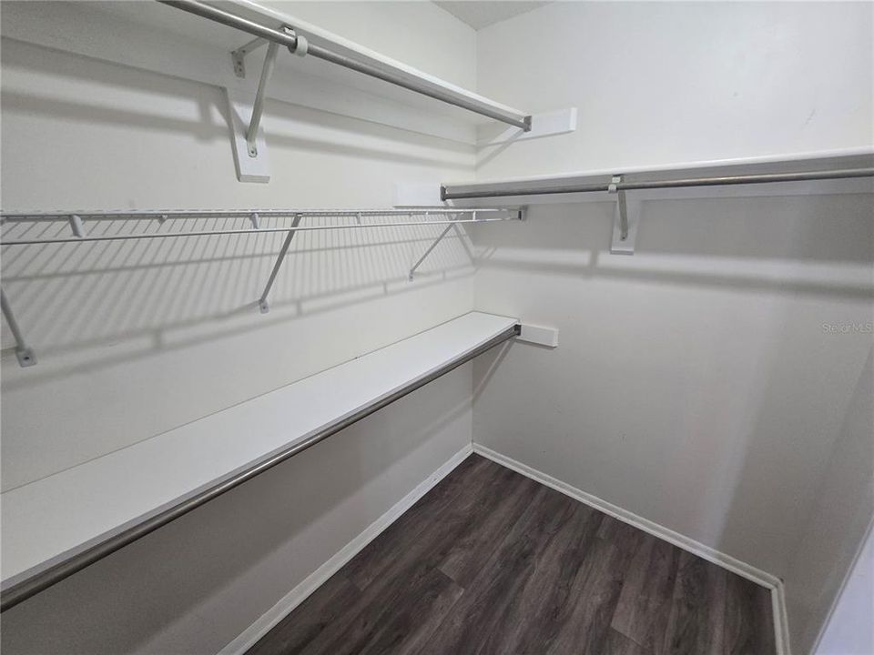 For Sale: $149,000 (2 beds, 2 baths, 1135 Square Feet)