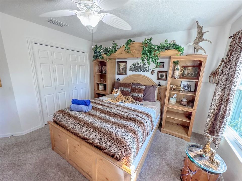 For Rent: $2,600 (3 beds, 2 baths, 1730 Square Feet)