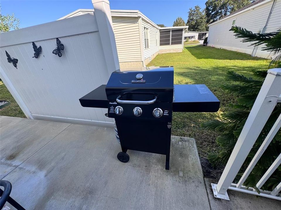 For Rent: $2,600 (3 beds, 2 baths, 1730 Square Feet)