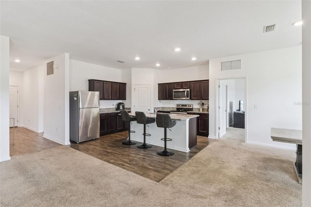 For Sale: $395,000 (3 beds, 2 baths, 1679 Square Feet)