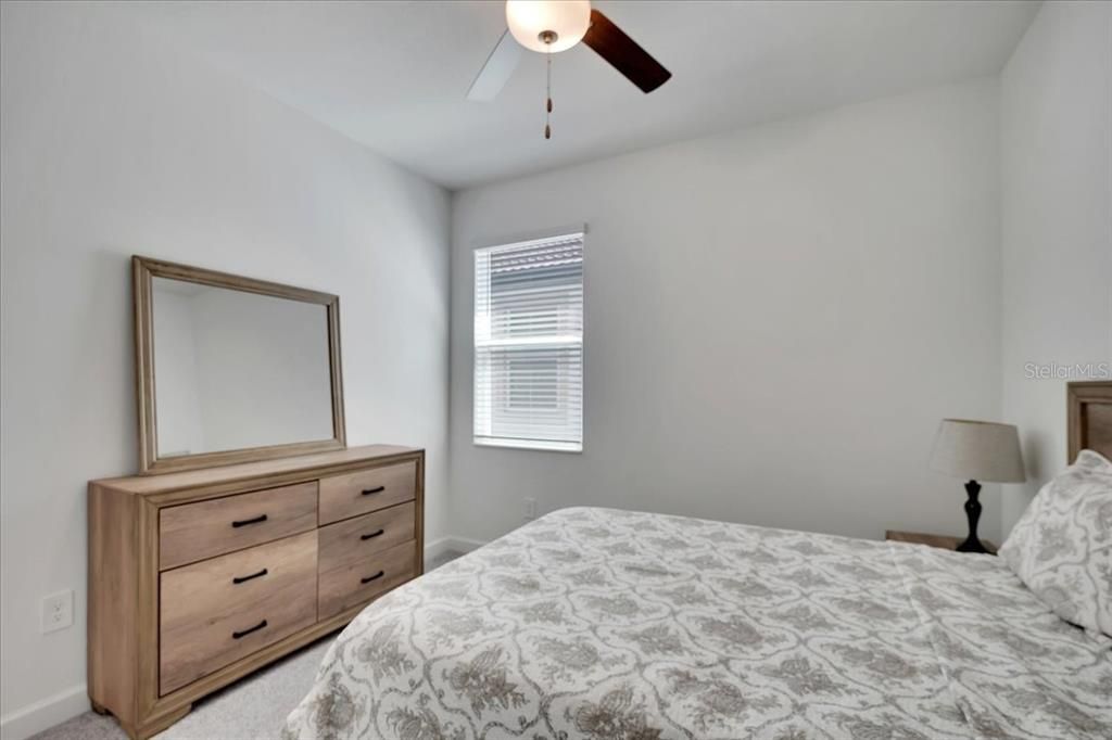 For Sale: $375,000 (2 beds, 2 baths, 1761 Square Feet)