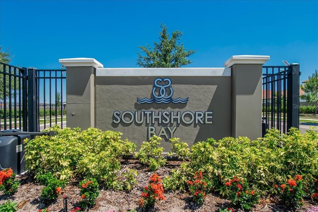 For Sale: $375,000 (2 beds, 2 baths, 1761 Square Feet)