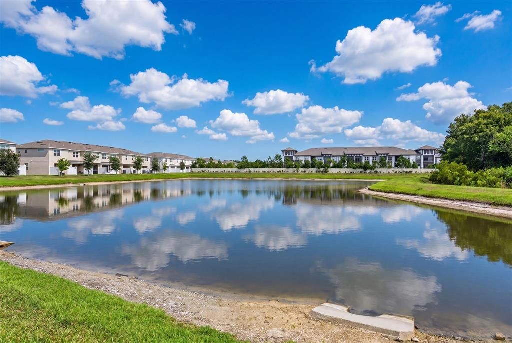 На продажу: $289,000 (3 спален, 2 ванн, 1407 Квадратных фут)