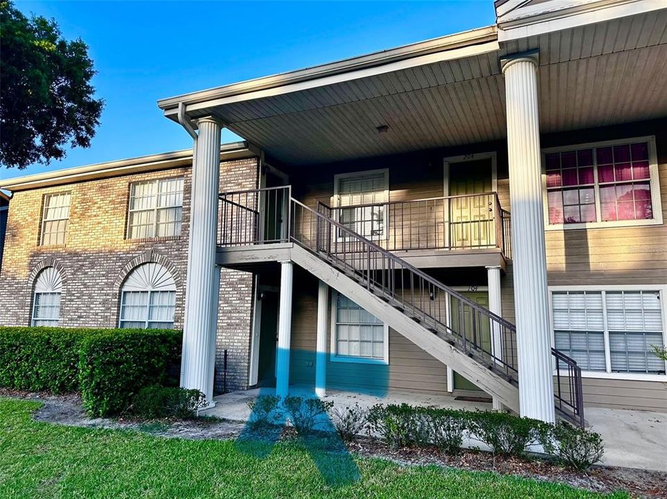 For Rent: $1,599 (2 beds, 2 baths, 1098 Square Feet)