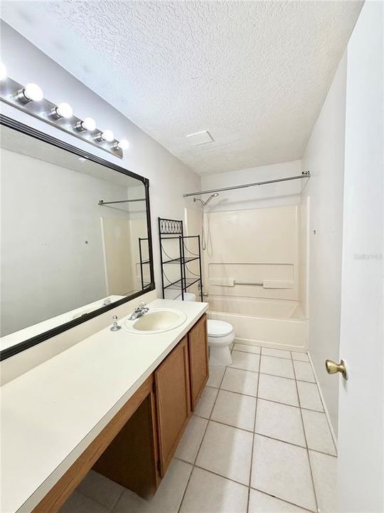 For Rent: $1,599 (2 beds, 2 baths, 1098 Square Feet)