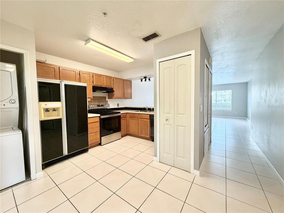 For Rent: $1,599 (2 beds, 2 baths, 1098 Square Feet)