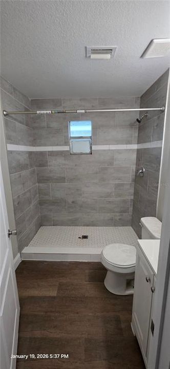 В аренду: $1,250 (2 спален, 1 ванн, 1365 Квадратных фут)