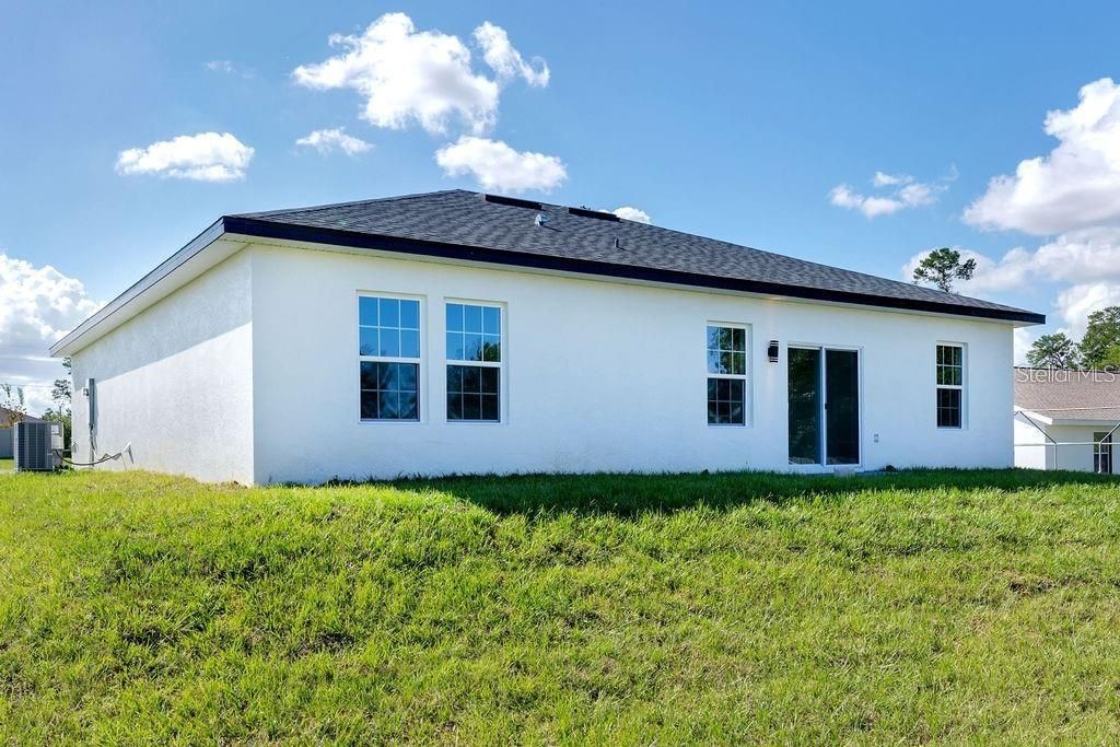 For Rent: $1,900 (4 beds, 2 baths, 1630 Square Feet)