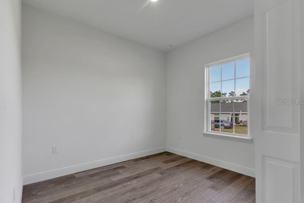 For Rent: $1,900 (4 beds, 2 baths, 1630 Square Feet)