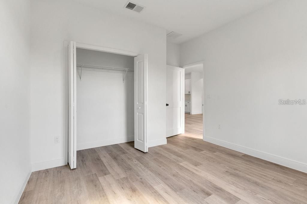 For Rent: $1,900 (4 beds, 2 baths, 1630 Square Feet)