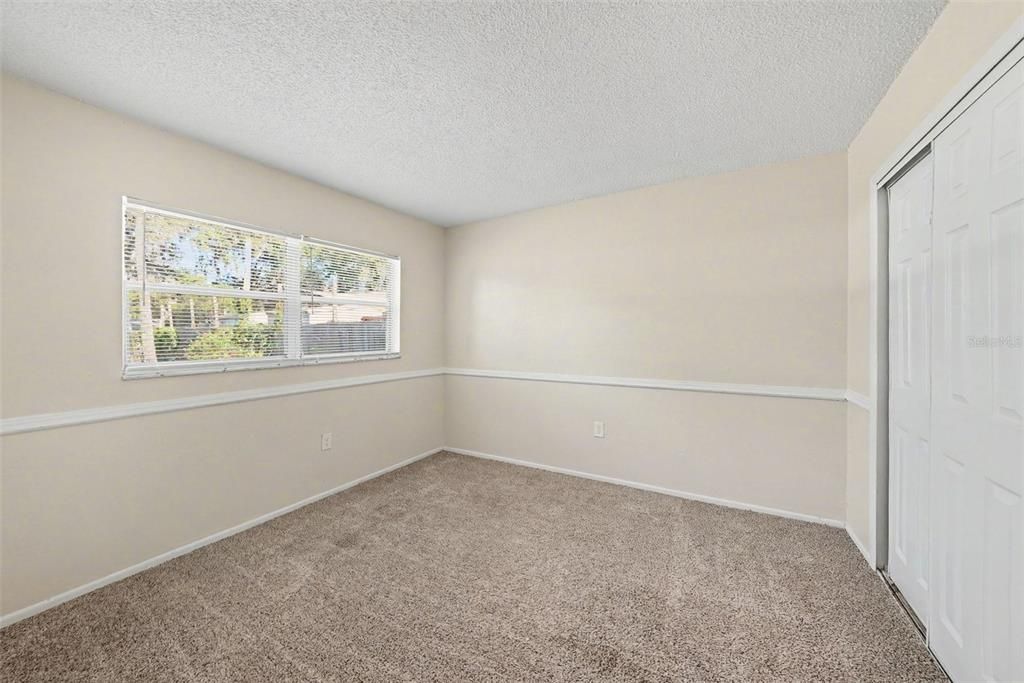 Active With Contract: $199,900 (3 beds, 2 baths, 1170 Square Feet)