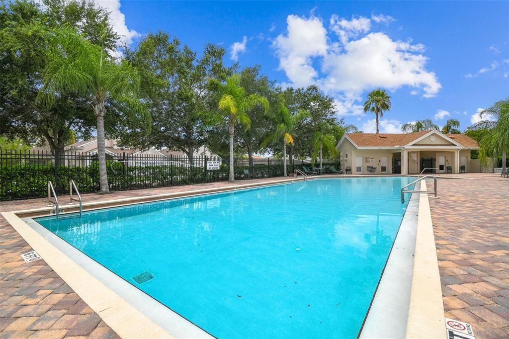 For Sale: $389,900 (4 beds, 3 baths, 1827 Square Feet)
