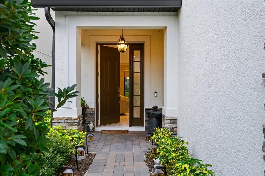 For Rent: $3,900 (4 beds, 2 baths, 2196 Square Feet)
