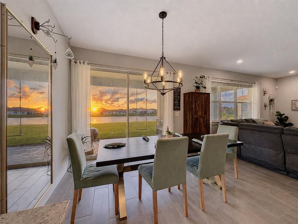 For Sale: $674,900 (5 beds, 3 baths, 2988 Square Feet)
