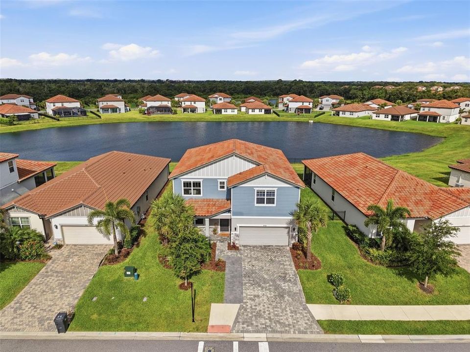 For Sale: $674,900 (5 beds, 3 baths, 2988 Square Feet)