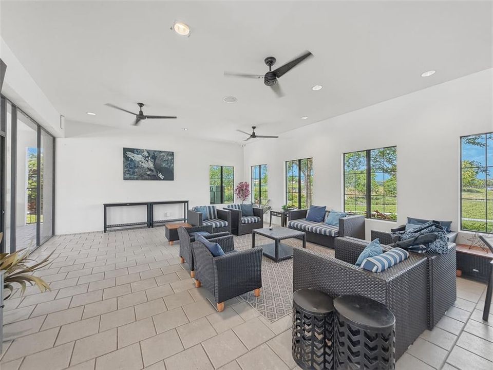 For Sale: $674,900 (5 beds, 3 baths, 2988 Square Feet)