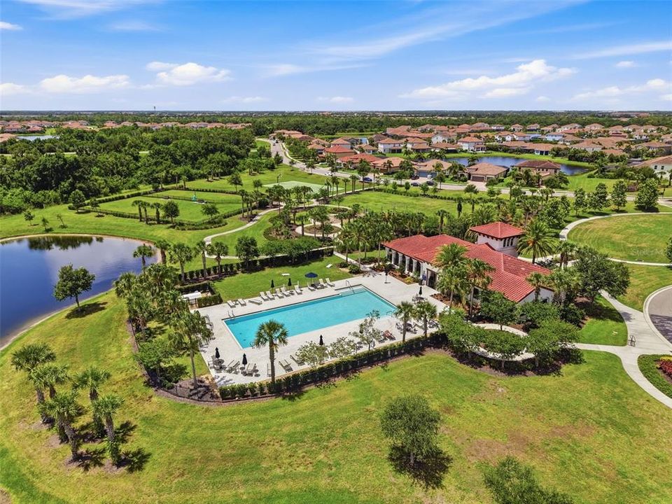 For Sale: $674,900 (5 beds, 3 baths, 2988 Square Feet)