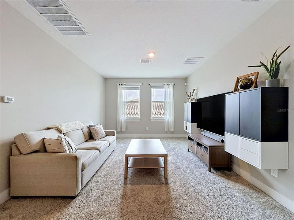For Sale: $674,900 (5 beds, 3 baths, 2988 Square Feet)