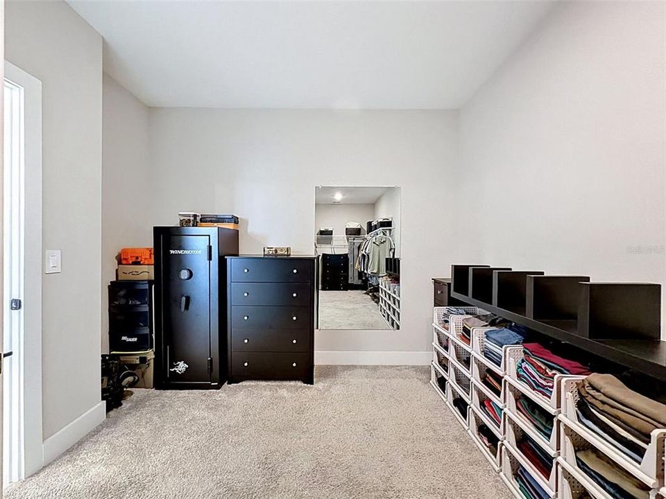 For Sale: $674,900 (5 beds, 3 baths, 2988 Square Feet)