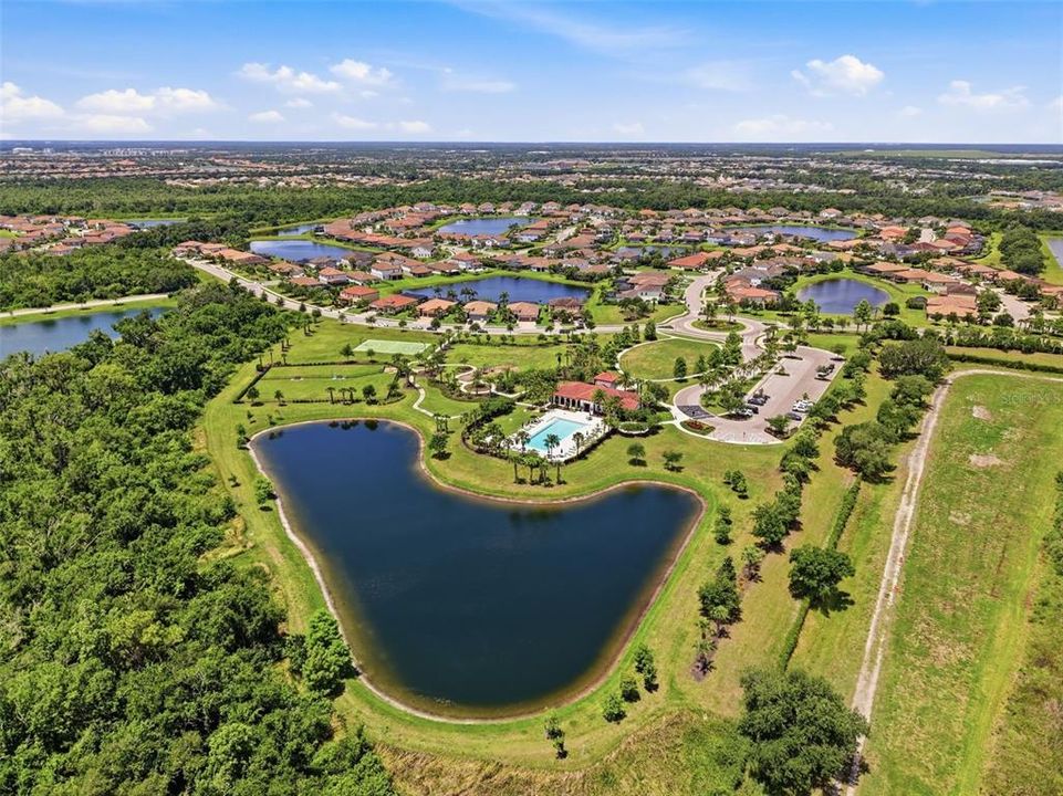 For Sale: $674,900 (5 beds, 3 baths, 2988 Square Feet)