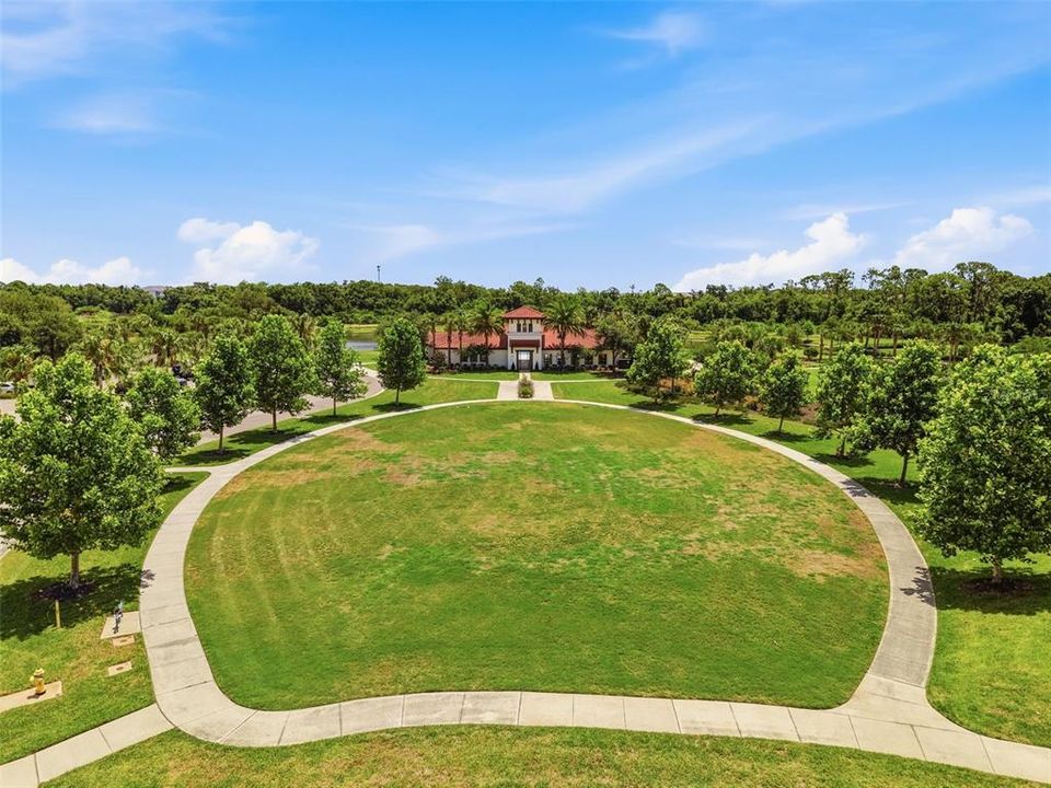 For Sale: $674,900 (5 beds, 3 baths, 2988 Square Feet)
