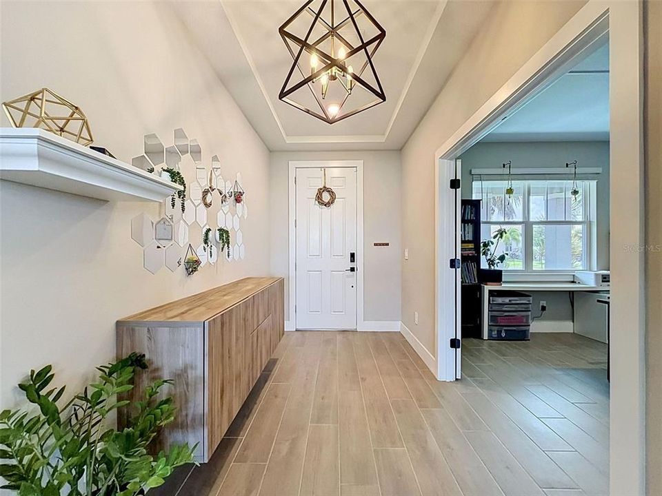 For Sale: $674,900 (5 beds, 3 baths, 2988 Square Feet)