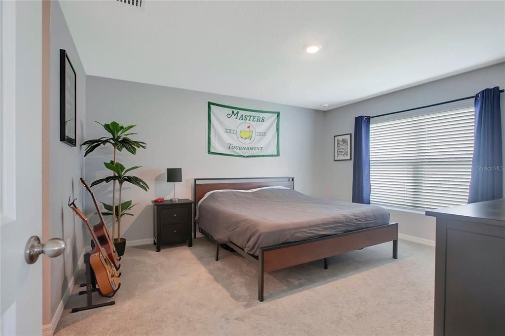For Sale: $409,990 (3 beds, 2 baths, 1676 Square Feet)