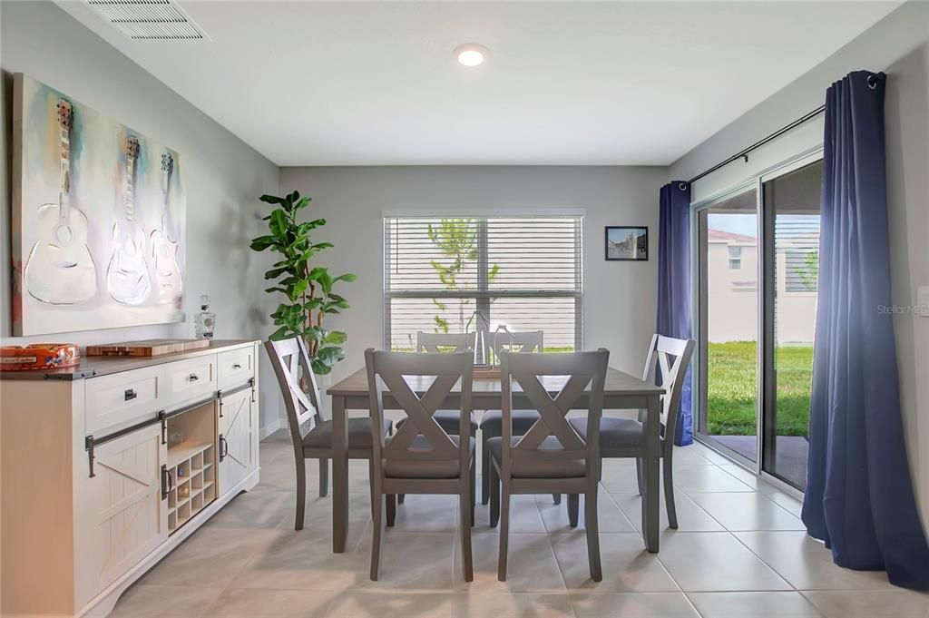 For Sale: $409,990 (3 beds, 2 baths, 1676 Square Feet)