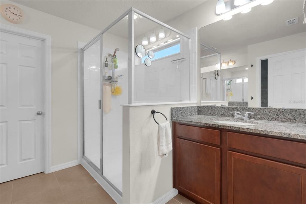 For Sale: $445,000 (4 beds, 2 baths, 1923 Square Feet)