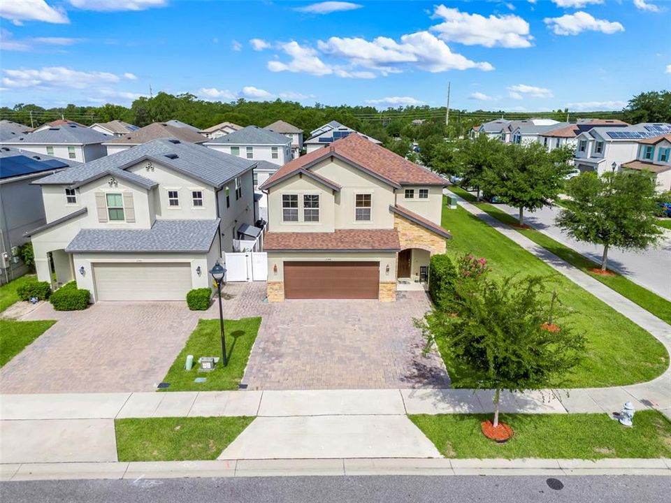 For Sale: $445,000 (4 beds, 2 baths, 1923 Square Feet)