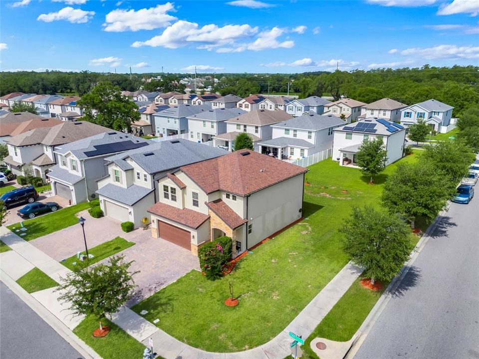 For Sale: $445,000 (4 beds, 2 baths, 1923 Square Feet)