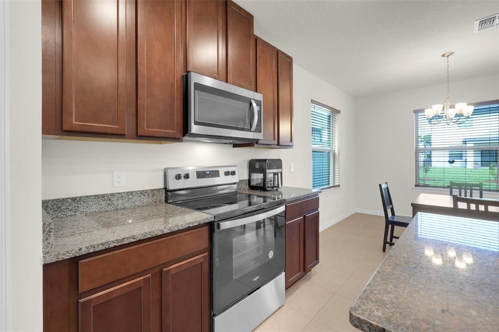 For Sale: $445,000 (4 beds, 2 baths, 1923 Square Feet)
