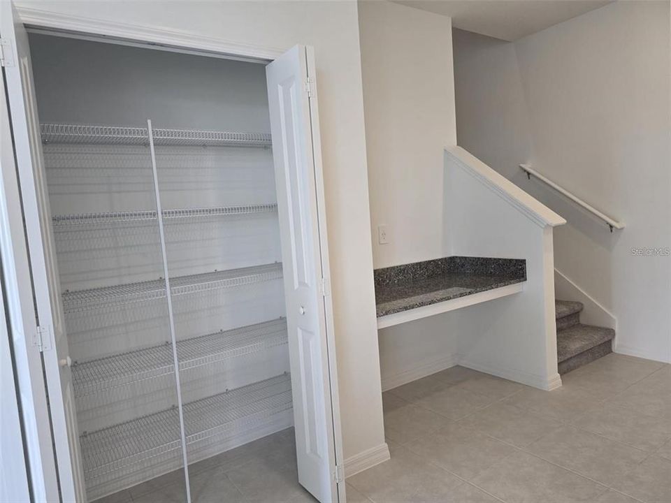 En Renta: $2,300 (3 camas, 2 baños, 1824 Pies cuadrados)