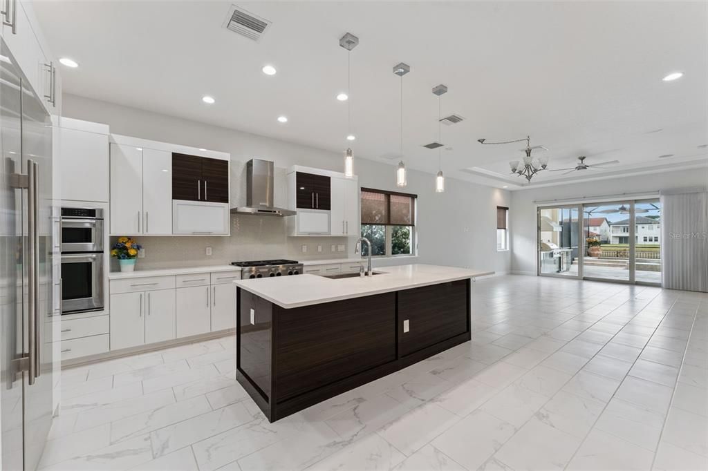 For Sale: $1,750,000 (5 beds, 4 baths, 4039 Square Feet)