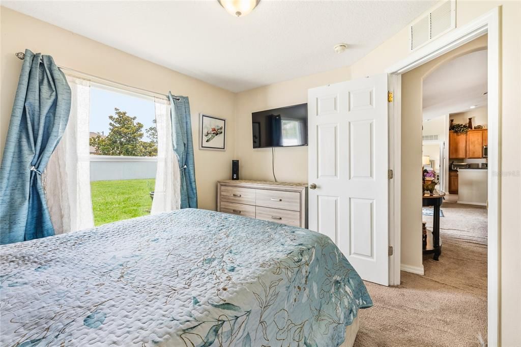 For Sale: $359,900 (4 beds, 2 baths, 2440 Square Feet)
