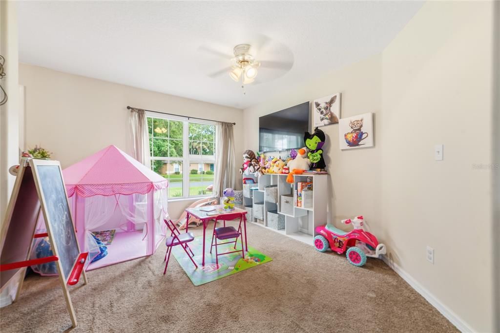 For Sale: $359,900 (4 beds, 2 baths, 2440 Square Feet)