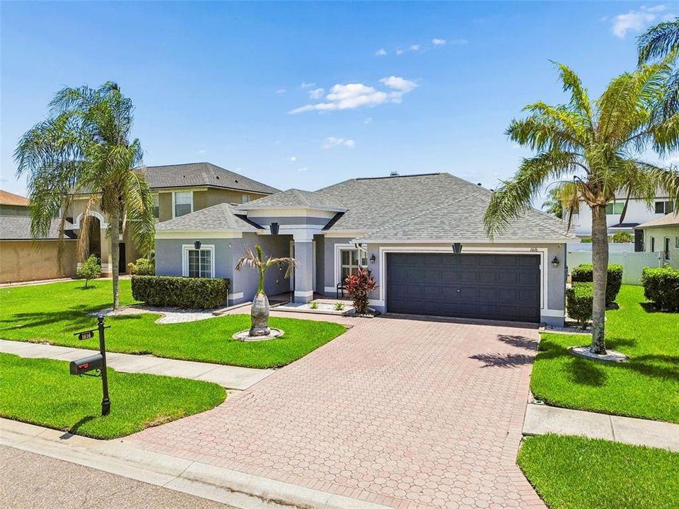 En Venta: $559,000 (5 camas, 3 baños, 2297 Pies cuadrados)