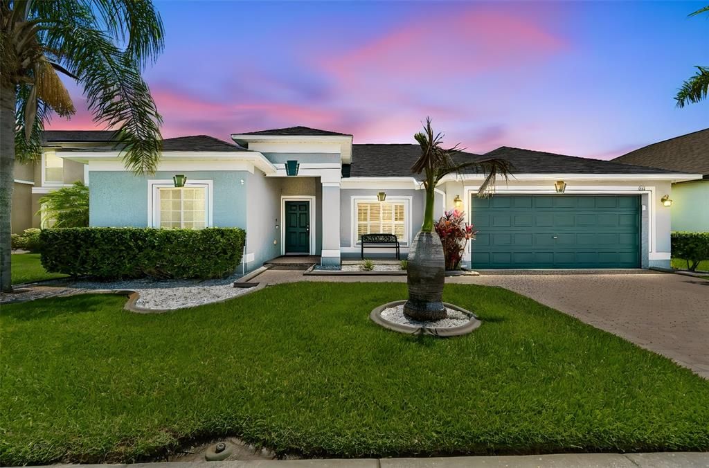 En Venta: $559,000 (5 camas, 3 baños, 2297 Pies cuadrados)