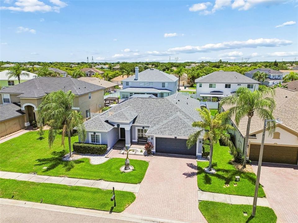 En Venta: $559,000 (5 camas, 3 baños, 2297 Pies cuadrados)