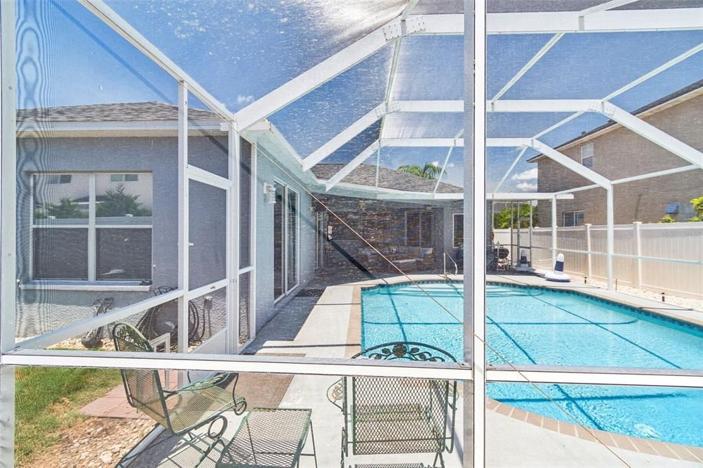 En Venta: $559,000 (5 camas, 3 baños, 2297 Pies cuadrados)