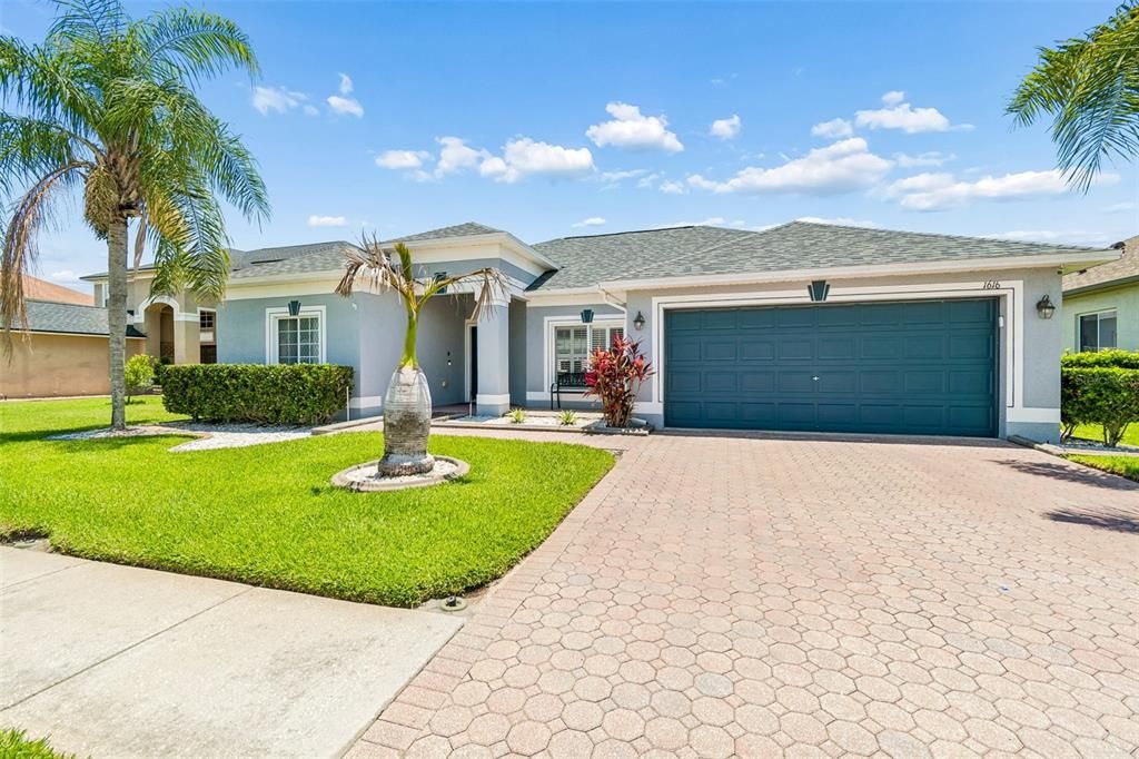 En Venta: $559,000 (5 camas, 3 baños, 2297 Pies cuadrados)