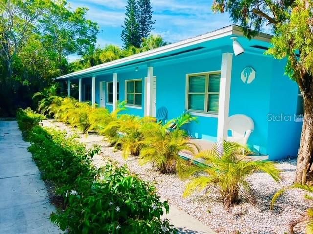 Vendido Recientemente: $475,000 (4 camas, 0 baños, 1400 Pies cuadrados)