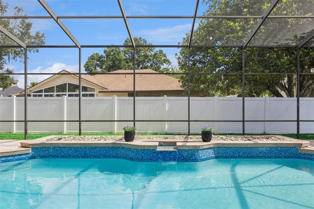 Activo con contrato: $750,000 (4 camas, 2 baños, 3217 Pies cuadrados)