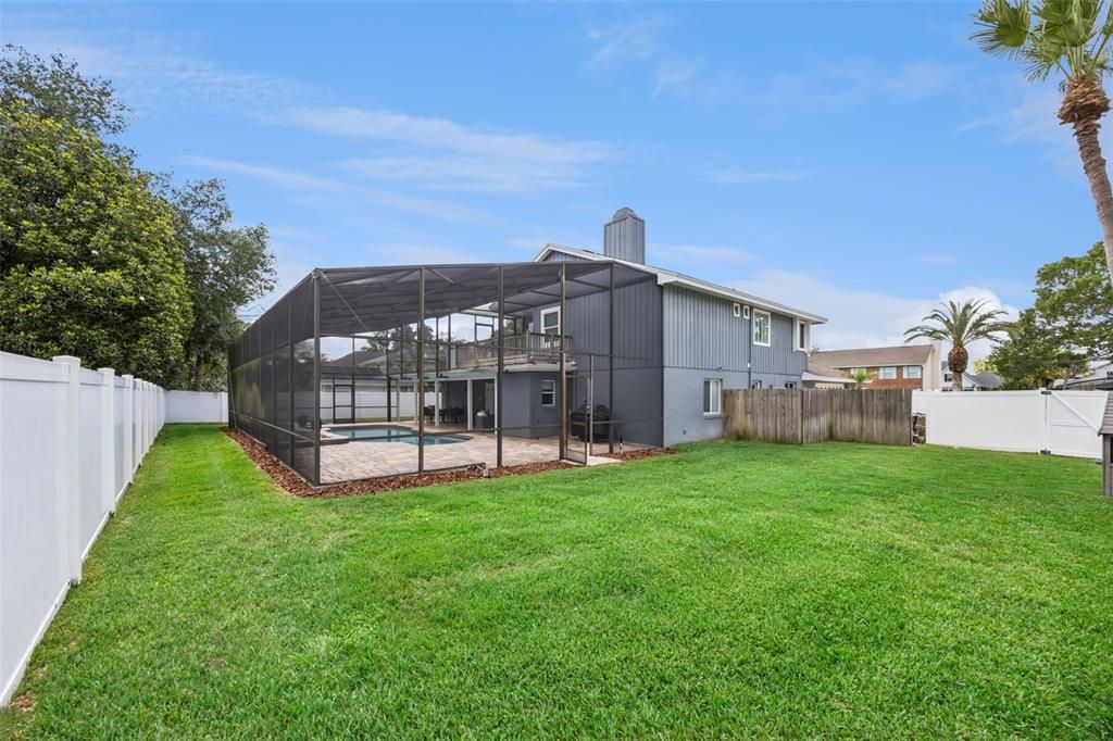 Activo con contrato: $750,000 (4 camas, 2 baños, 3217 Pies cuadrados)